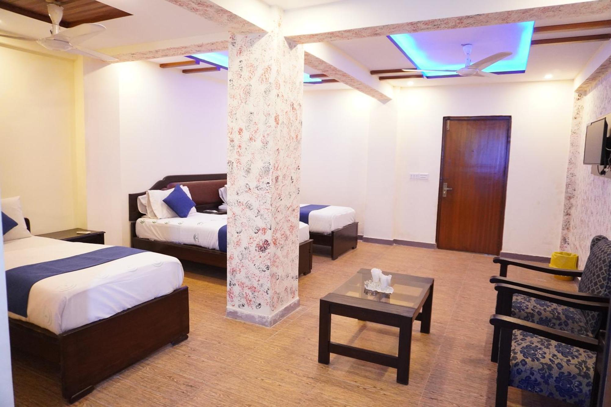 National Hotel Лахор Экстерьер фото