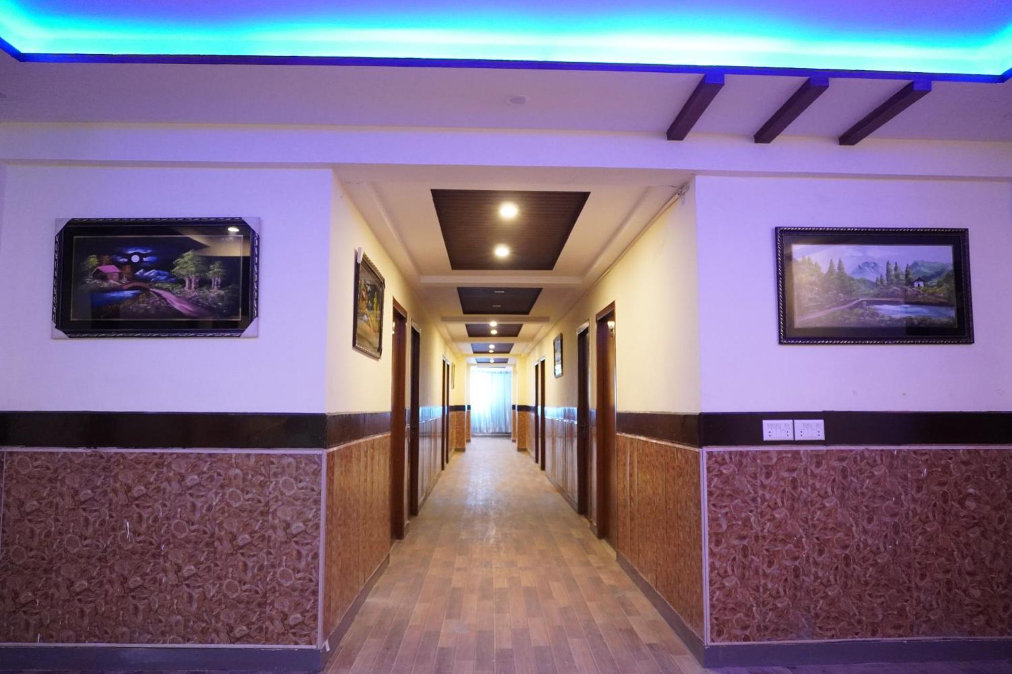National Hotel Лахор Экстерьер фото