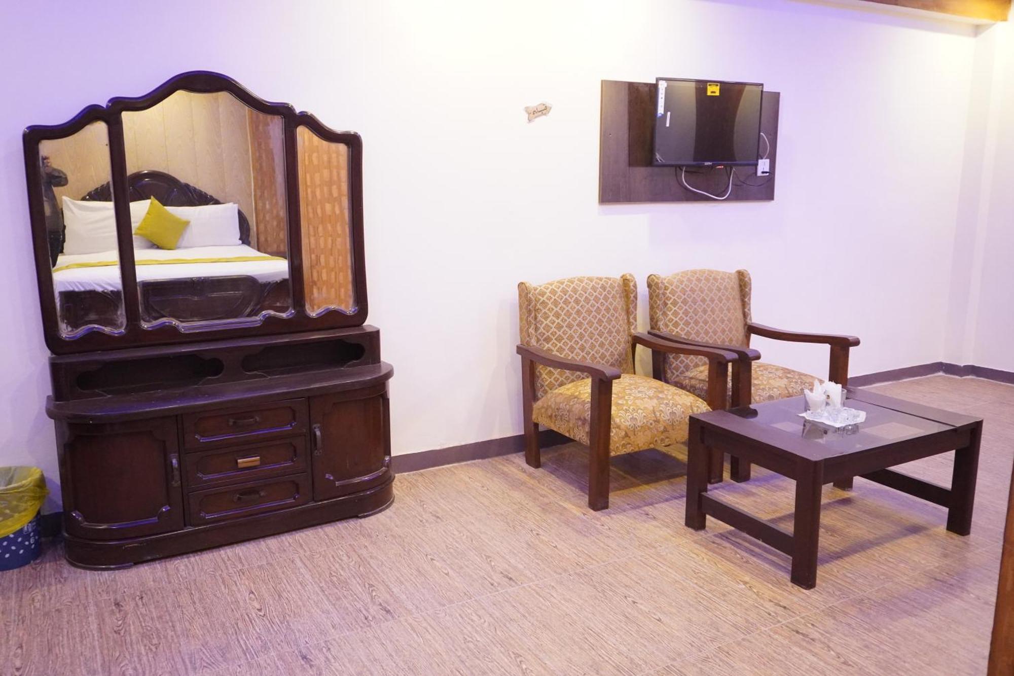 National Hotel Лахор Экстерьер фото