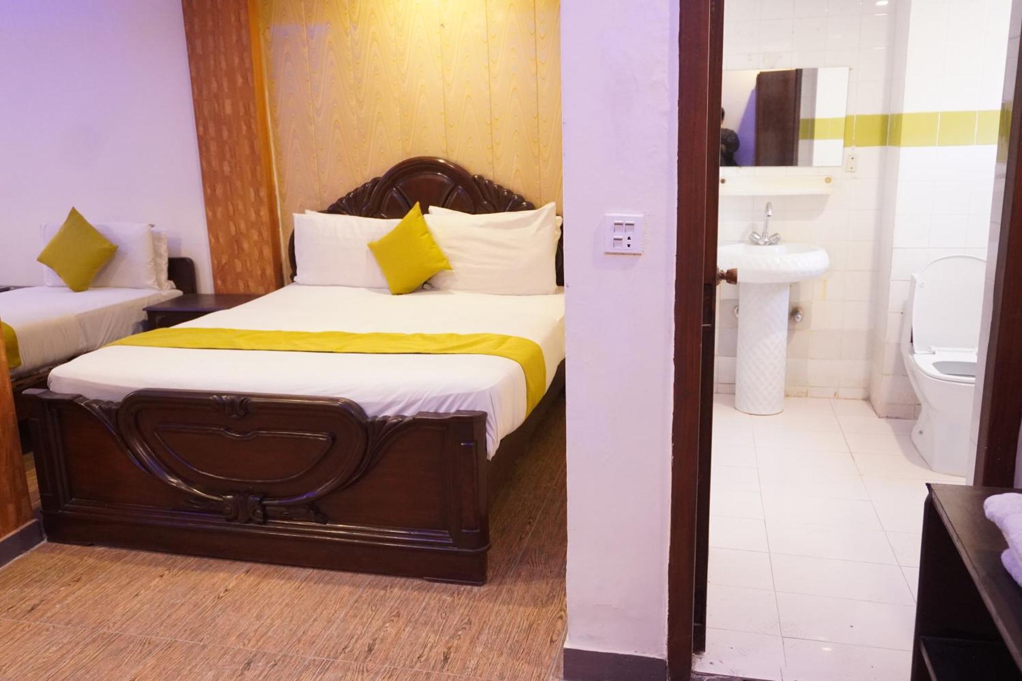 National Hotel Лахор Экстерьер фото