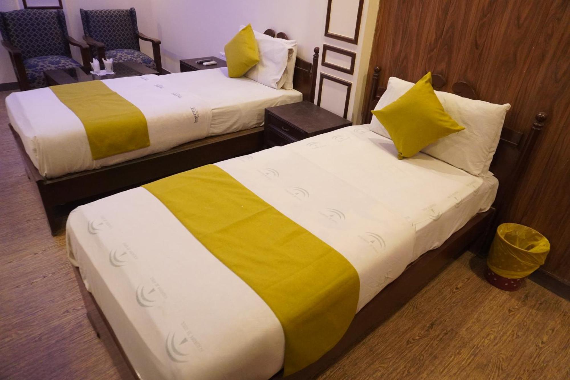 National Hotel Лахор Экстерьер фото