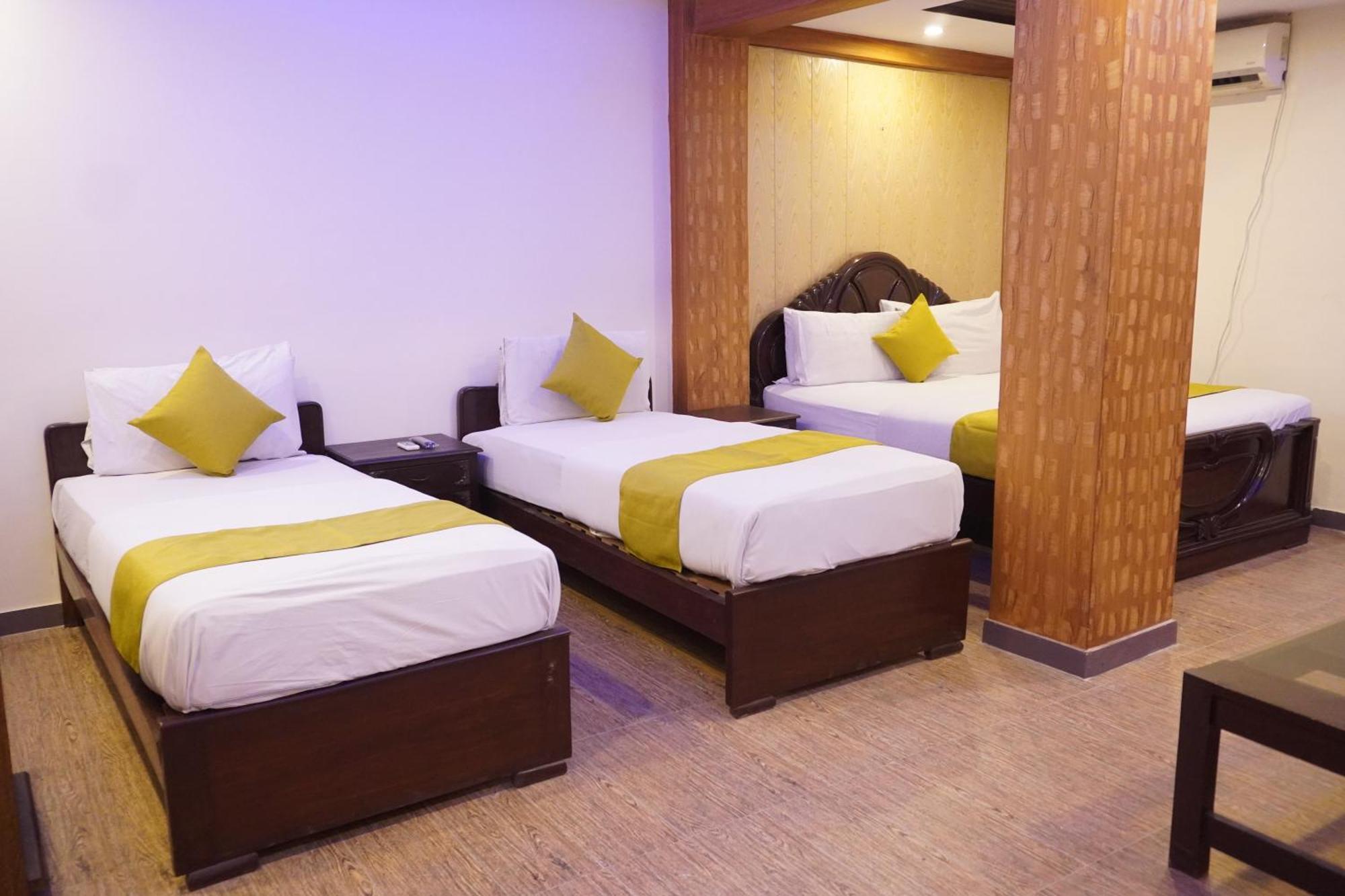 National Hotel Лахор Экстерьер фото